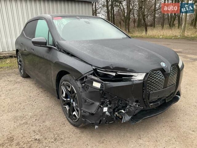 Чорний БМВ iX, об'ємом двигуна 0 л та пробігом 208 тис. км за 36499 $, фото 2 на Automoto.ua