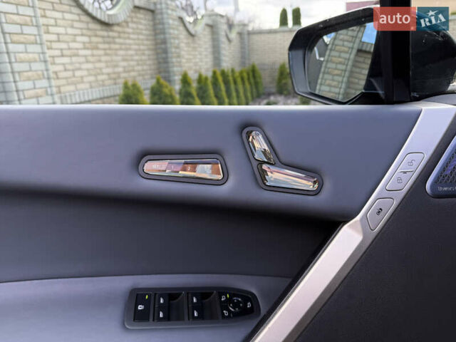 Черный БМВ iX, объемом двигателя 0 л и пробегом 57 тыс. км за 72000 $, фото 41 на Automoto.ua