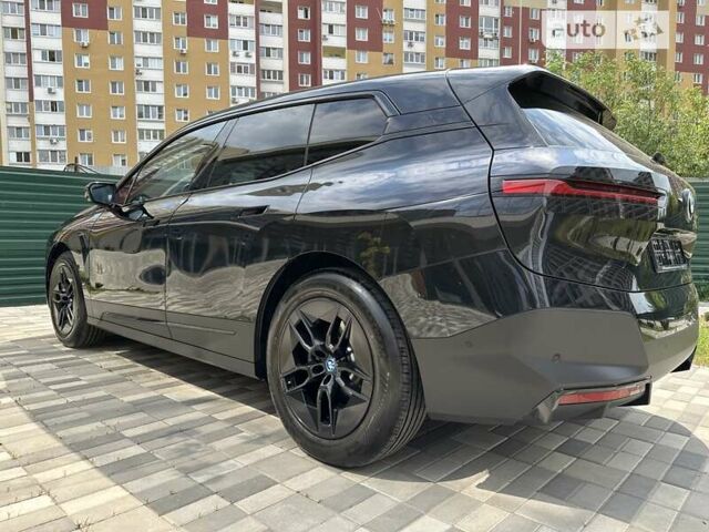 Чорний БМВ iX, об'ємом двигуна 0 л та пробігом 12 тис. км за 73222 $, фото 27 на Automoto.ua