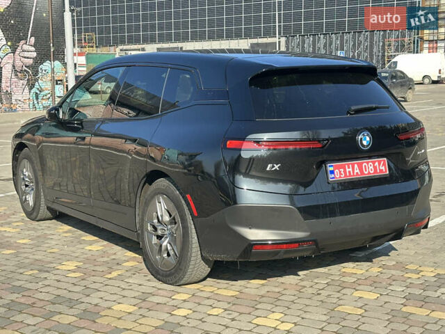 Черный БМВ iX, объемом двигателя 0 л и пробегом 113 тыс. км за 47500 $, фото 14 на Automoto.ua