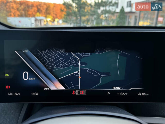 Черный БМВ iX, объемом двигателя 0 л и пробегом 125 тыс. км за 42800 $, фото 50 на Automoto.ua