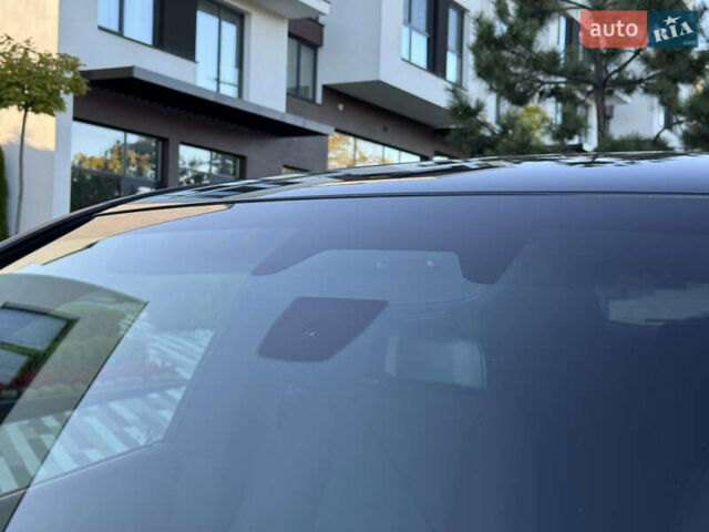 Черный БМВ iX, объемом двигателя 0 л и пробегом 72 тыс. км за 48500 $, фото 18 на Automoto.ua