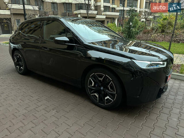 Чорний БМВ iX, об'ємом двигуна 0 л та пробігом 77 тис. км за 75900 $, фото 20 на Automoto.ua