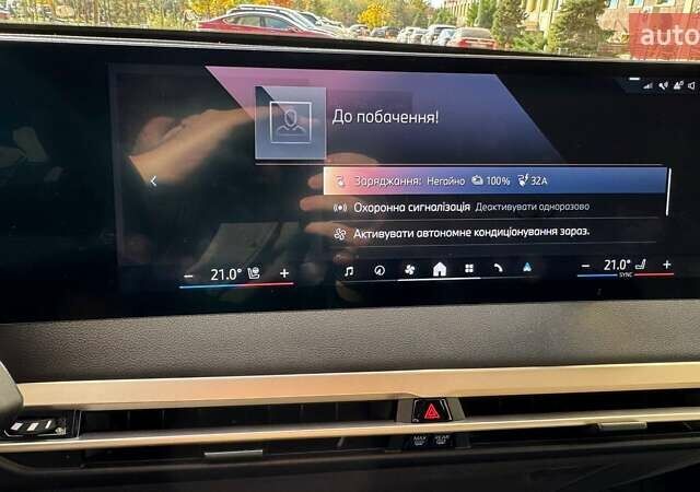 Черный БМВ iX, объемом двигателя 0 л и пробегом 12 тыс. км за 59999 $, фото 4 на Automoto.ua