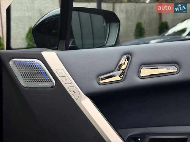 Черный БМВ iX, объемом двигателя 0 л и пробегом 17 тыс. км за 80900 $, фото 34 на Automoto.ua