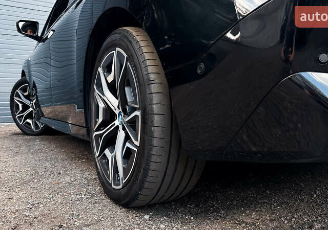 Чорний БМВ iX, об'ємом двигуна 0 л та пробігом 30 тис. км за 99900 $, фото 25 на Automoto.ua