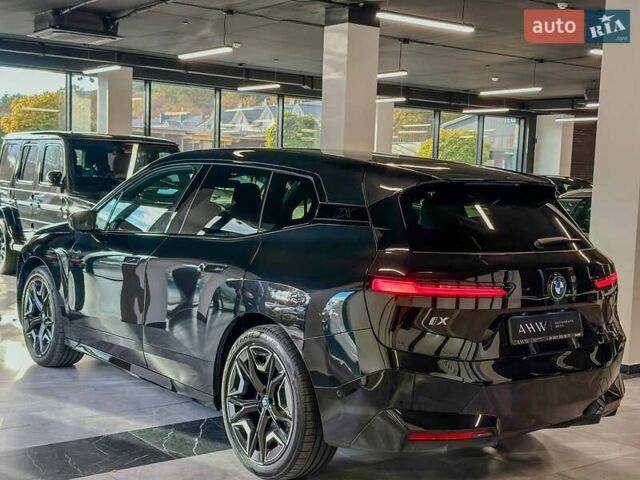 Черный БМВ iX, объемом двигателя 0 л и пробегом 62 тыс. км за 60390 $, фото 46 на Automoto.ua