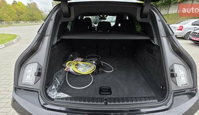 Черный БМВ iX, объемом двигателя 0 л и пробегом 98 тыс. км за 58800 $, фото 95 на Automoto.ua