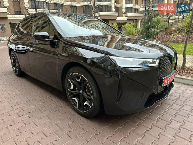 Чорний БМВ iX, об'ємом двигуна 0 л та пробігом 77 тис. км за 75900 $, фото 19 на Automoto.ua