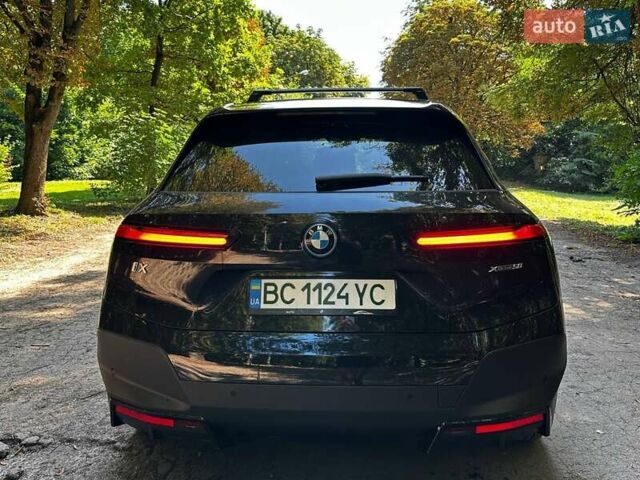 Черный БМВ iX, объемом двигателя 0 л и пробегом 59 тыс. км за 52500 $, фото 7 на Automoto.ua
