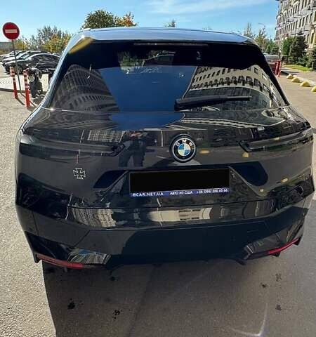Черный БМВ iX, объемом двигателя 0 л и пробегом 12 тыс. км за 59999 $, фото 12 на Automoto.ua
