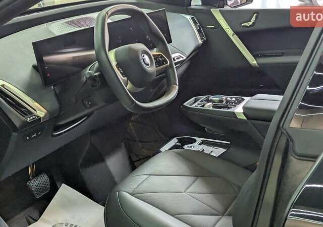 Чорний БМВ iX, об'ємом двигуна 0 л та пробігом 23 тис. км за 62399 $, фото 14 на Automoto.ua