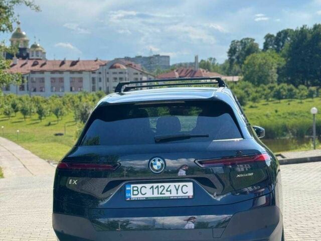 Черный БМВ iX, объемом двигателя 0 л и пробегом 59 тыс. км за 52500 $, фото 5 на Automoto.ua