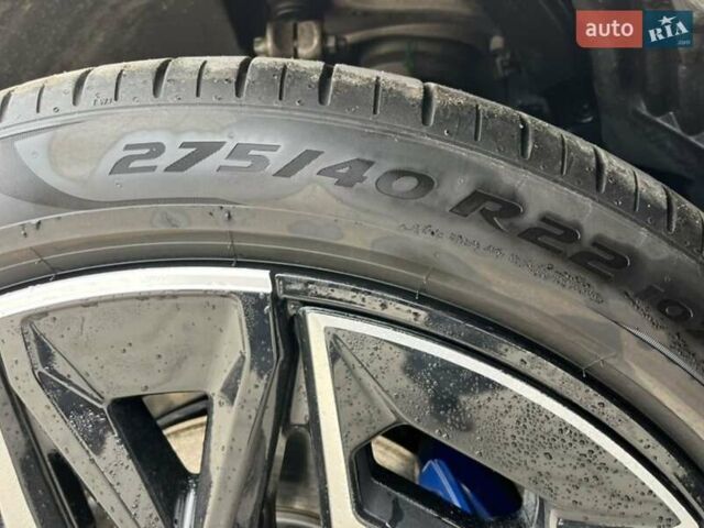 Черный БМВ iX, объемом двигателя 0 л и пробегом 22 тыс. км за 68000 $, фото 11 на Automoto.ua