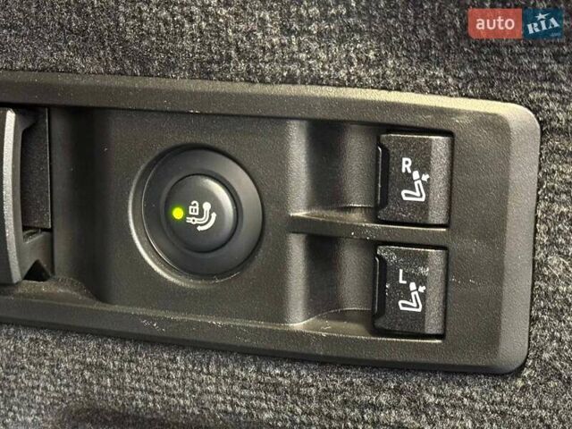 Черный БМВ iX, объемом двигателя 0 л и пробегом 17 тыс. км за 80900 $, фото 41 на Automoto.ua