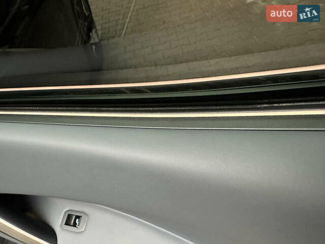 Чорний БМВ iX, об'ємом двигуна 0 л та пробігом 77 тис. км за 75900 $, фото 28 на Automoto.ua