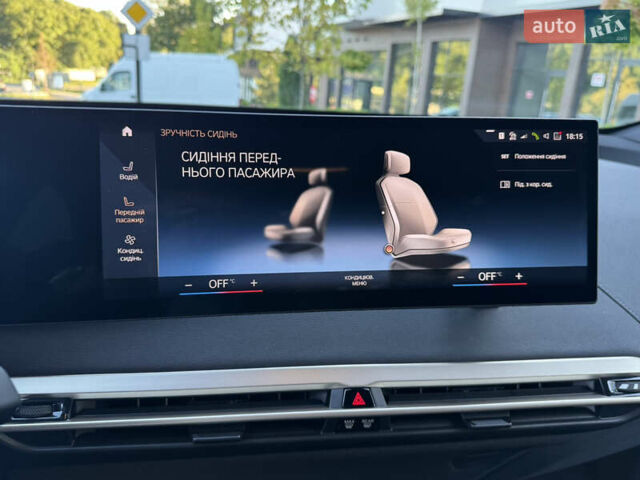 Черный БМВ iX, объемом двигателя 0 л и пробегом 72 тыс. км за 48500 $, фото 50 на Automoto.ua