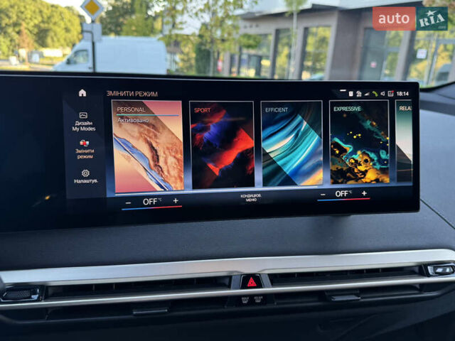 Черный БМВ iX, объемом двигателя 0 л и пробегом 72 тыс. км за 48500 $, фото 45 на Automoto.ua