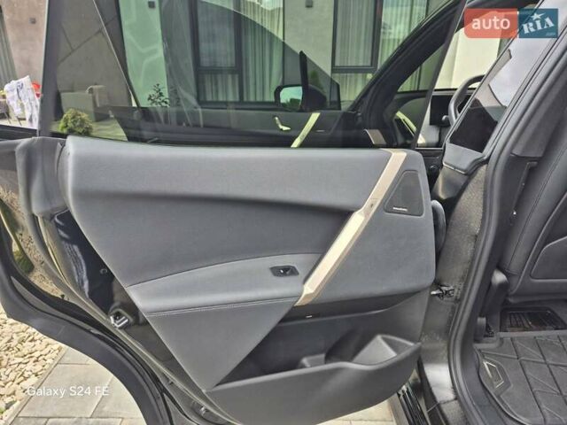 Черный БМВ iX, объемом двигателя 0 л и пробегом 15 тыс. км за 56300 $, фото 23 на Automoto.ua