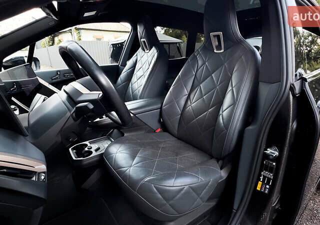 Чорний БМВ iX, об'ємом двигуна 0 л та пробігом 30 тис. км за 99900 $, фото 18 на Automoto.ua