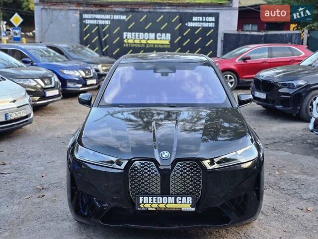Чорний БМВ iX, об'ємом двигуна 0 л та пробігом 14 тис. км за 57500 $, фото 5 на Automoto.ua