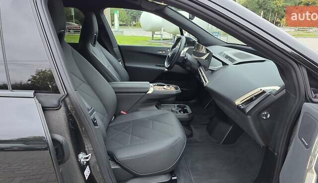 Черный БМВ iX, объемом двигателя 0 л и пробегом 98 тыс. км за 58800 $, фото 105 на Automoto.ua