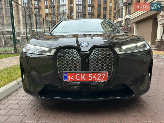 Чорний БМВ iX, об'ємом двигуна 0 л та пробігом 77 тис. км за 75900 $, фото 3 на Automoto.ua