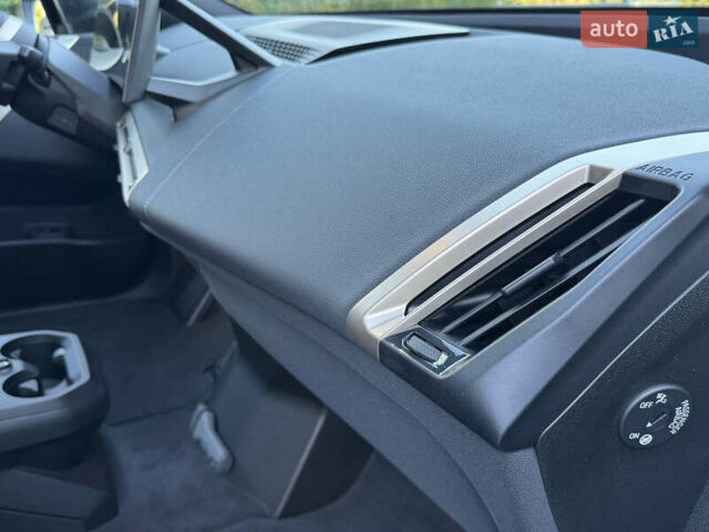 Черный БМВ iX, объемом двигателя 0 л и пробегом 72 тыс. км за 48500 $, фото 85 на Automoto.ua