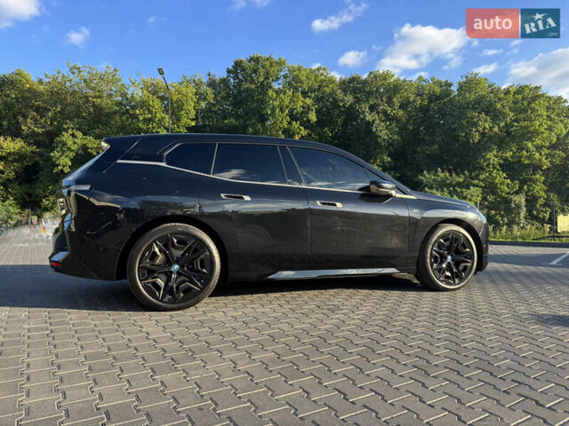 Черный БМВ iX, объемом двигателя 0 л и пробегом 6 тыс. км за 92000 $, фото 3 на Automoto.ua