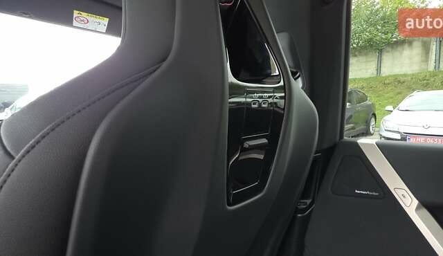 Черный БМВ iX, объемом двигателя 0 л и пробегом 98 тыс. км за 58800 $, фото 91 на Automoto.ua