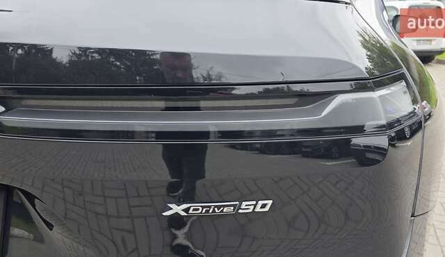 Черный БМВ iX, объемом двигателя 0 л и пробегом 98 тыс. км за 58800 $, фото 68 на Automoto.ua