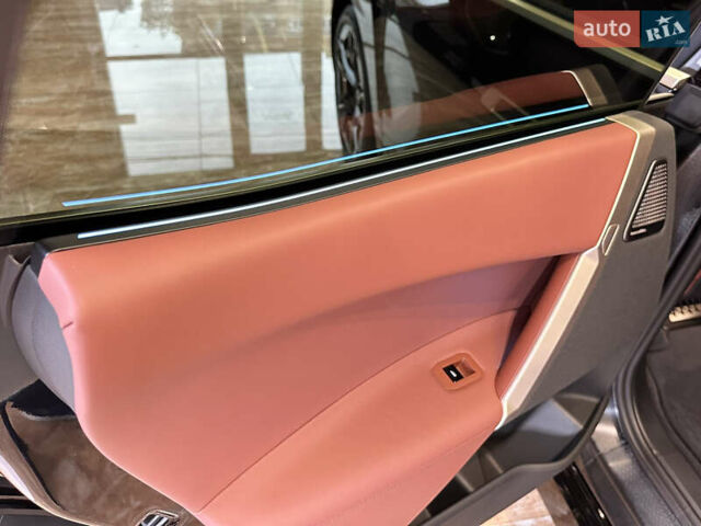 Чорний БМВ iX, об'ємом двигуна 0 л та пробігом 1 тис. км за 94900 $, фото 39 на Automoto.ua