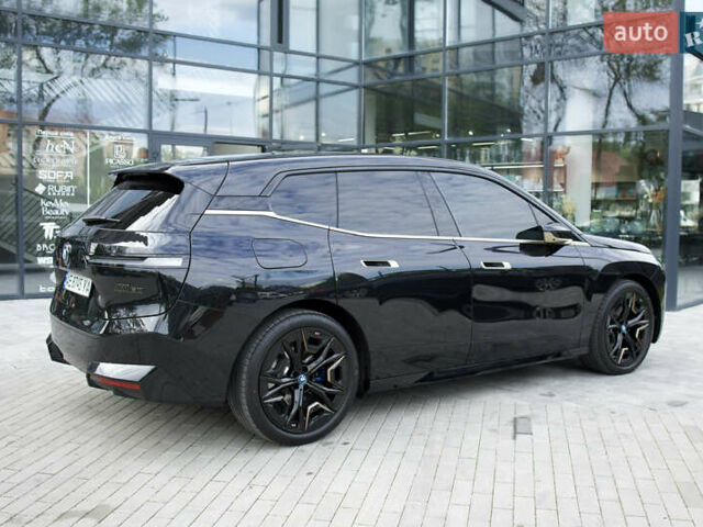 Черный БМВ iX, объемом двигателя 0 л и пробегом 5 тыс. км за 93532 $, фото 8 на Automoto.ua