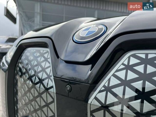Черный БМВ iX, объемом двигателя 0 л и пробегом 22 тыс. км за 68000 $, фото 13 на Automoto.ua