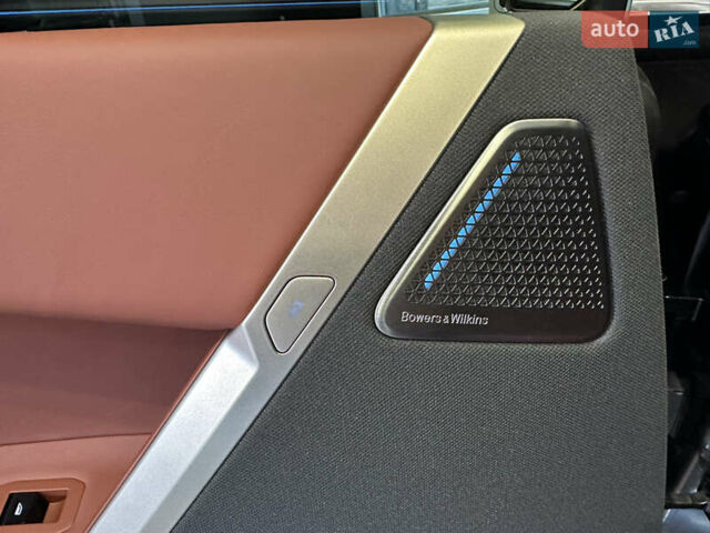 Чорний БМВ iX, об'ємом двигуна 0 л та пробігом 1 тис. км за 94900 $, фото 40 на Automoto.ua