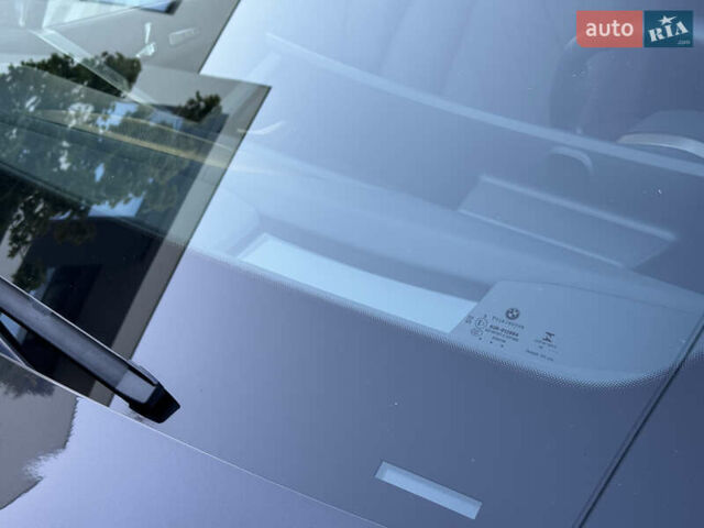 Черный БМВ iX, объемом двигателя 0 л и пробегом 72 тыс. км за 48500 $, фото 17 на Automoto.ua