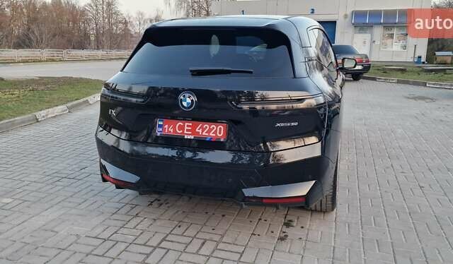Черный БМВ iX, объемом двигателя 0 л и пробегом 48 тыс. км за 64999 $, фото 29 на Automoto.ua