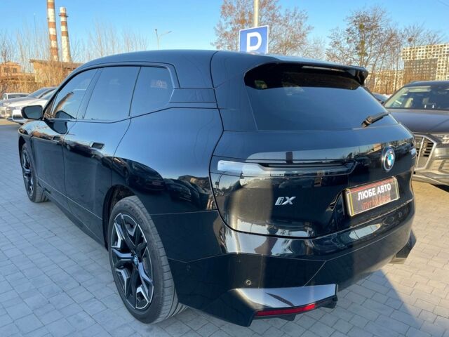 Черный БМВ iX, объемом двигателя 0 л и пробегом 14 тыс. км за 67300 $, фото 6 на Automoto.ua