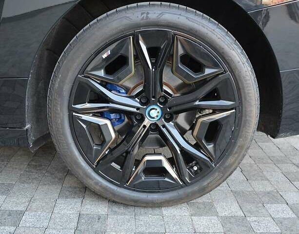 Чорний БМВ iX, об'ємом двигуна 0 л та пробігом 27 тис. км за 83000 $, фото 9 на Automoto.ua