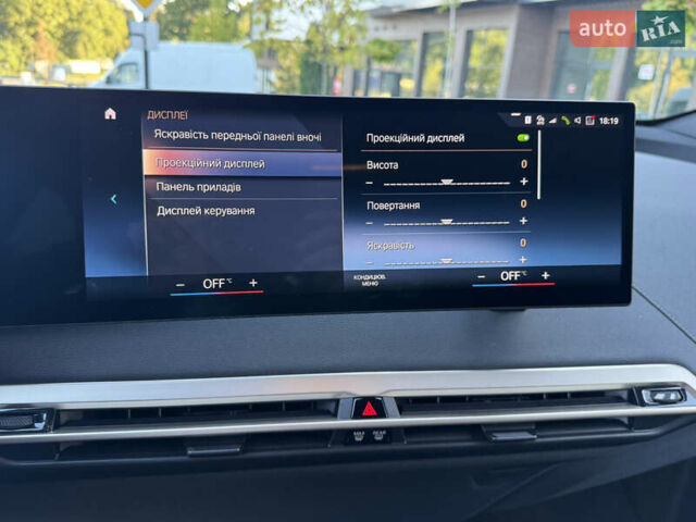 Черный БМВ iX, объемом двигателя 0 л и пробегом 72 тыс. км за 48500 $, фото 63 на Automoto.ua