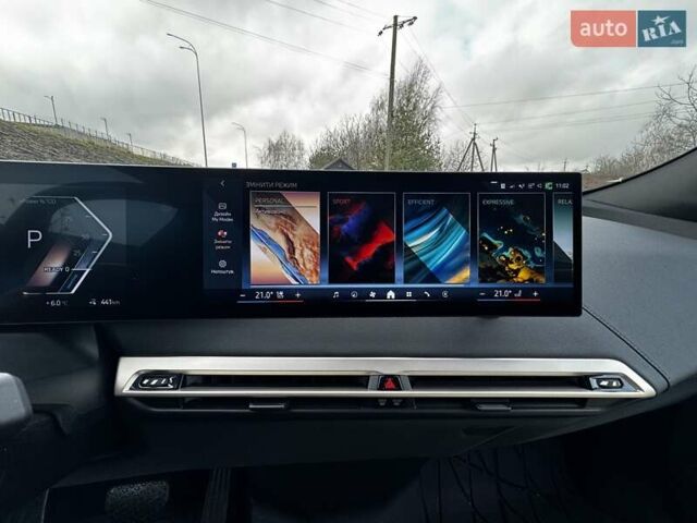 Черный БМВ iX, объемом двигателя 0 л и пробегом 27 тыс. км за 58500 $, фото 34 на Automoto.ua
