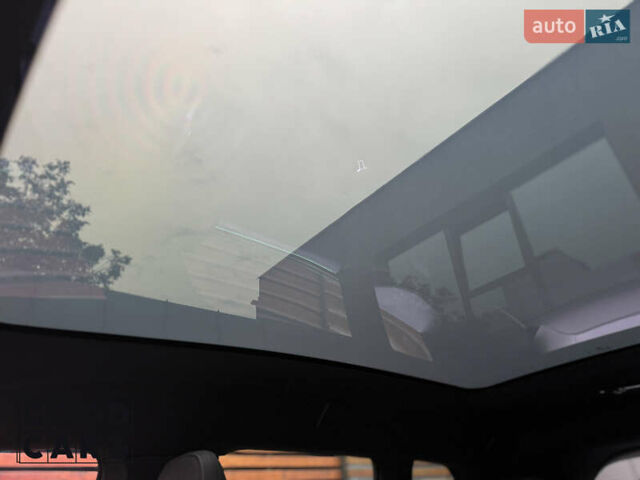 Черный БМВ iX, объемом двигателя 0 л и пробегом 38 тыс. км за 72000 $, фото 33 на Automoto.ua