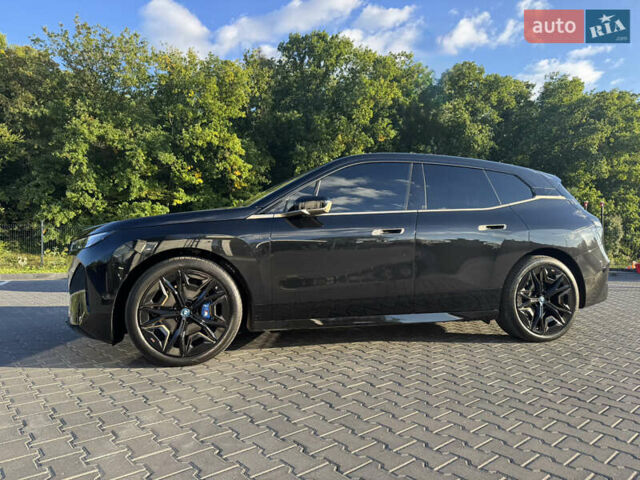 Черный БМВ iX, объемом двигателя 0 л и пробегом 6 тыс. км за 92000 $, фото 10 на Automoto.ua