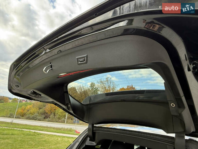 Черный БМВ iX, объемом двигателя 0 л и пробегом 46 тыс. км за 67999 $, фото 21 на Automoto.ua