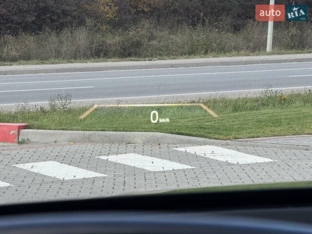 Черный БМВ iX, объемом двигателя 0 л и пробегом 46 тыс. км за 67999 $, фото 38 на Automoto.ua