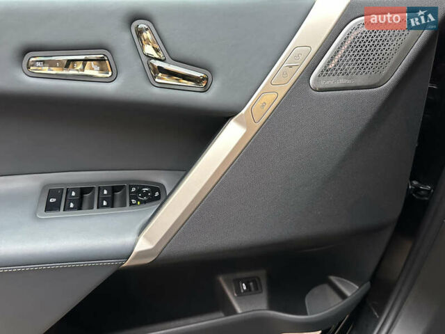 Чорний БМВ iX, об'ємом двигуна 0 л та пробігом 77 тис. км за 75900 $, фото 40 на Automoto.ua