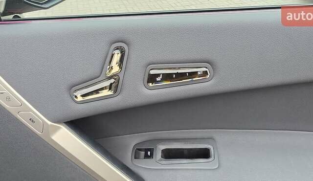 Черный БМВ iX, объемом двигателя 0 л и пробегом 98 тыс. км за 58800 $, фото 104 на Automoto.ua