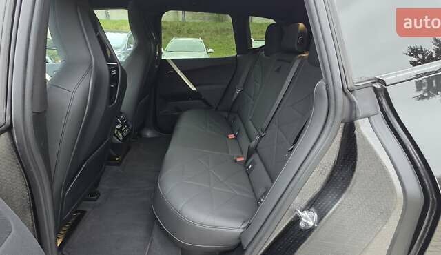 Черный БМВ iX, объемом двигателя 0 л и пробегом 98 тыс. км за 58800 $, фото 82 на Automoto.ua