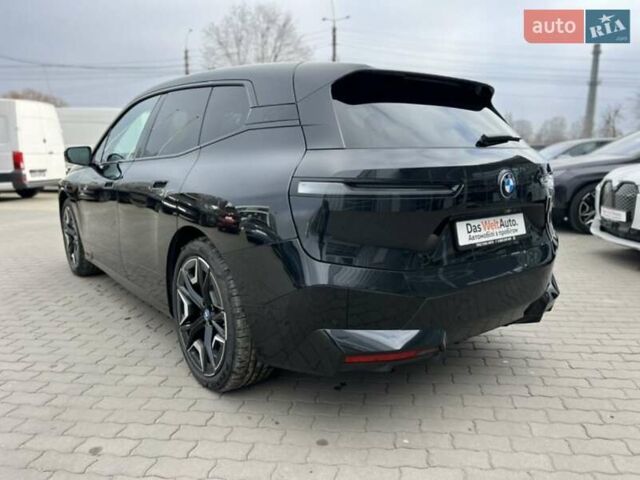 Черный БМВ iX, объемом двигателя 0 л и пробегом 22 тыс. км за 68000 $, фото 5 на Automoto.ua