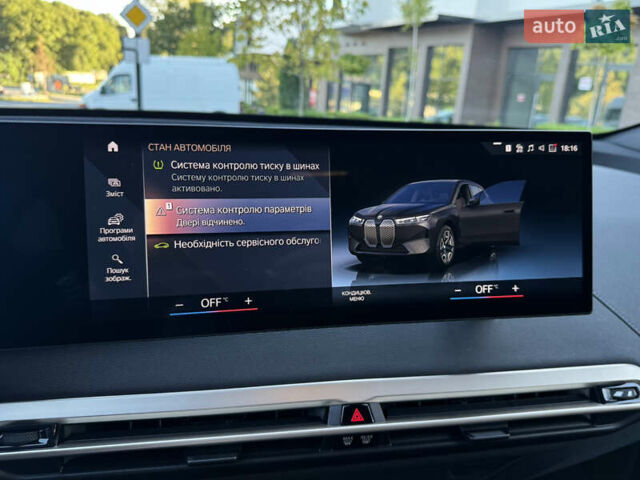 Черный БМВ iX, объемом двигателя 0 л и пробегом 72 тыс. км за 48500 $, фото 52 на Automoto.ua
